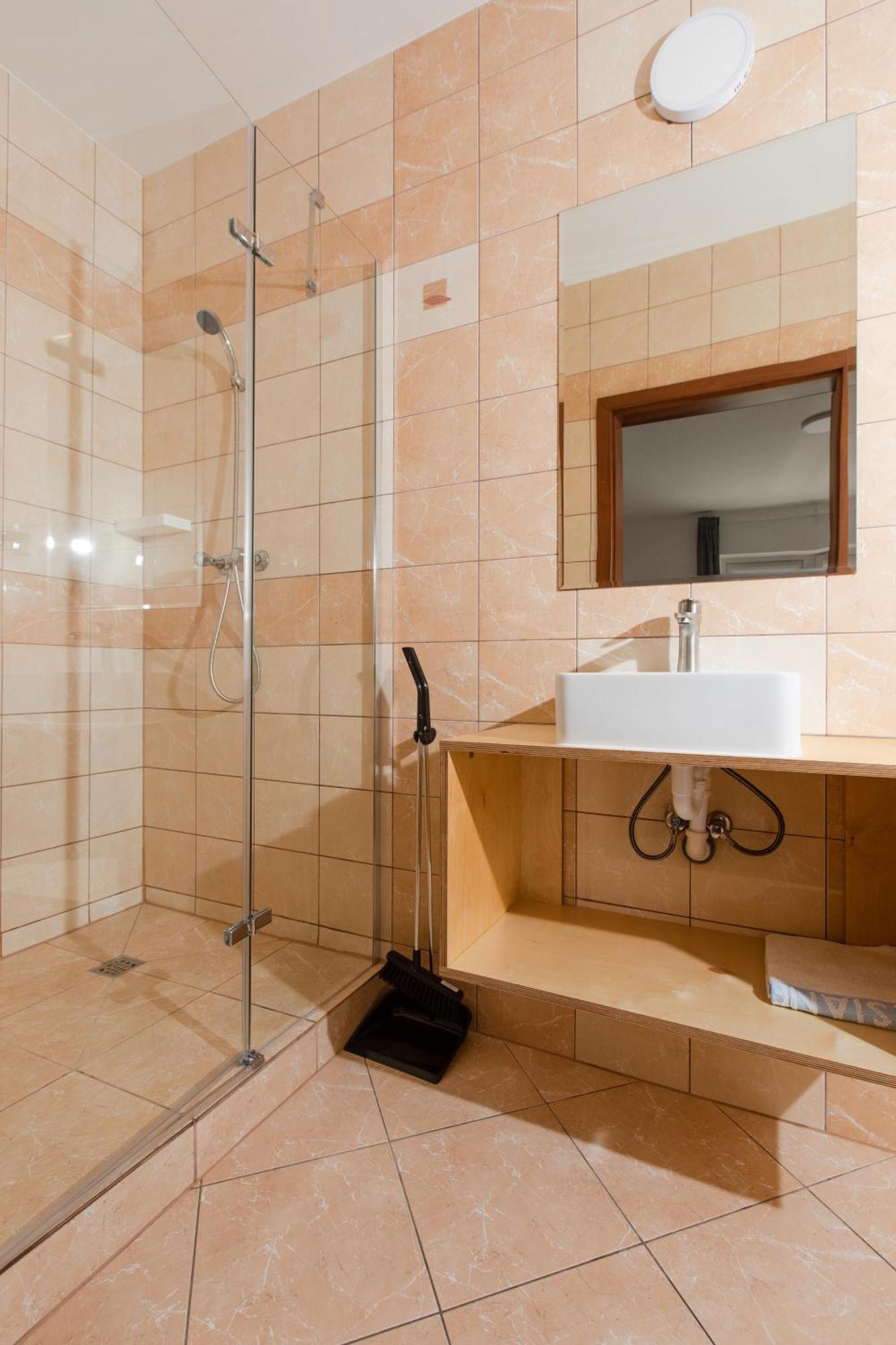Sztorm Apartment Ревал Екстериор снимка
