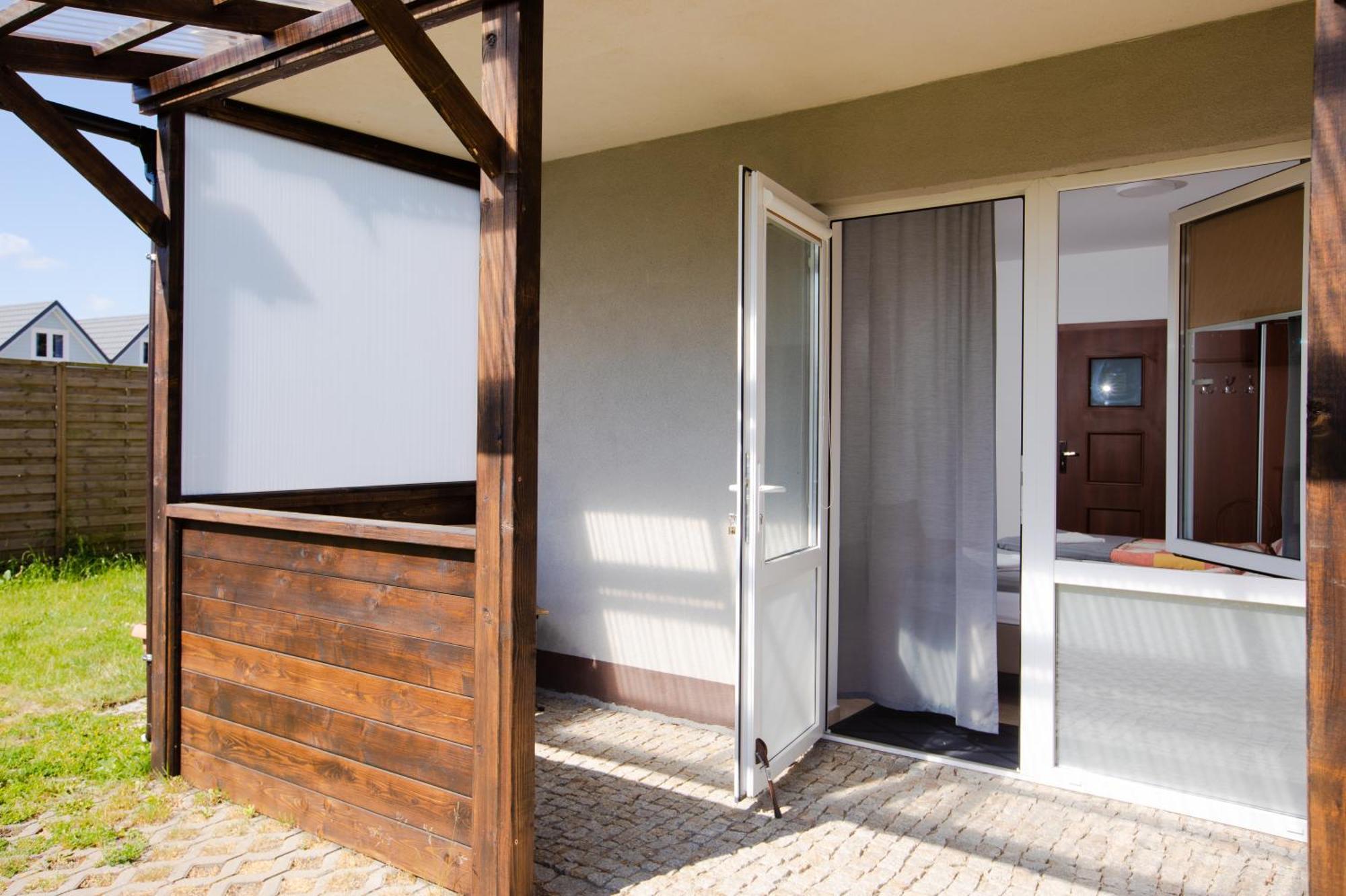 Sztorm Apartment Ревал Екстериор снимка